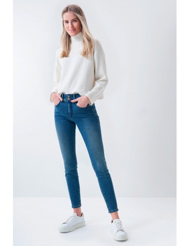 Jeans Skinny Secret Slim Cintura Alta Push em Lavado Médio